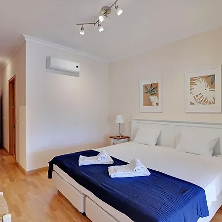 Elegant Ii With Pool By Homing Lägenhet Vilamoura