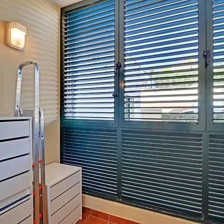 Elegant Ii With Pool By Homing Apartment