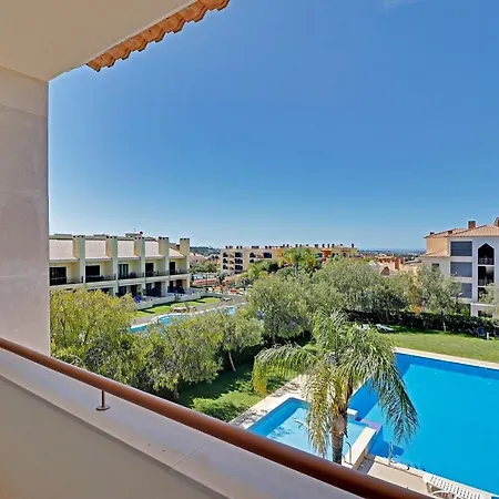 Apartment Elegant Ii With Pool By Homing Vilamoura
