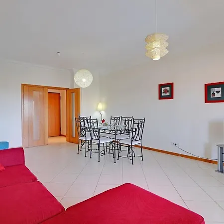 Apartment Elegant Ii With Pool By Homing Vilamoura